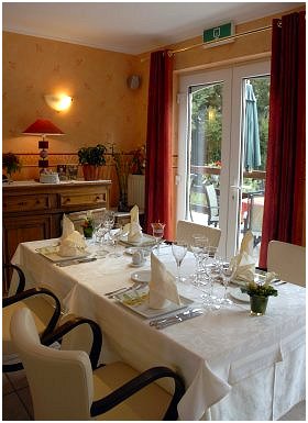 Le Nuits-Saint-Georges 	